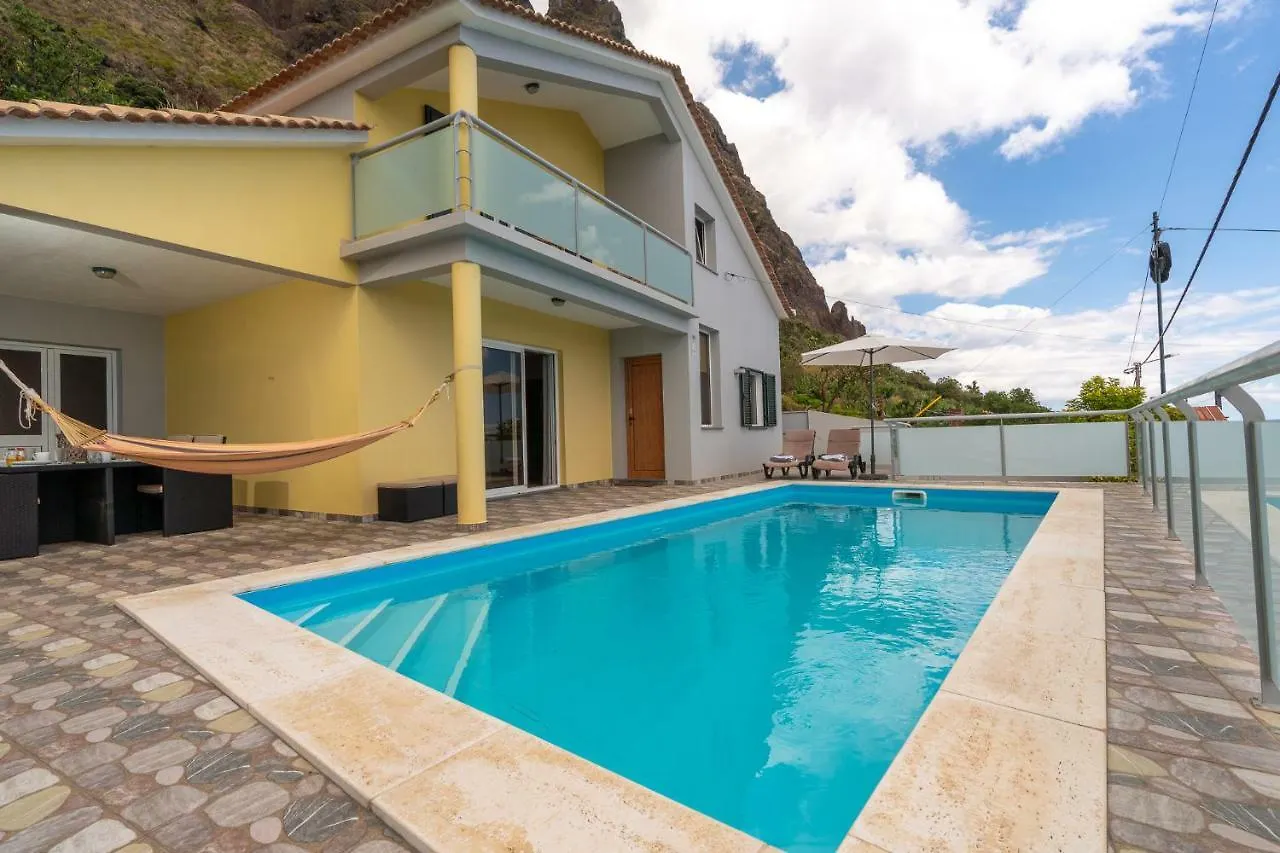 The Blue Pearl-Villa Paul Calheta  Portugal
