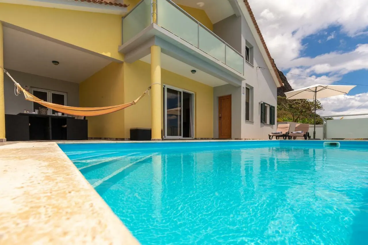 The Blue Pearl-Villa Paul Calheta  Portugal