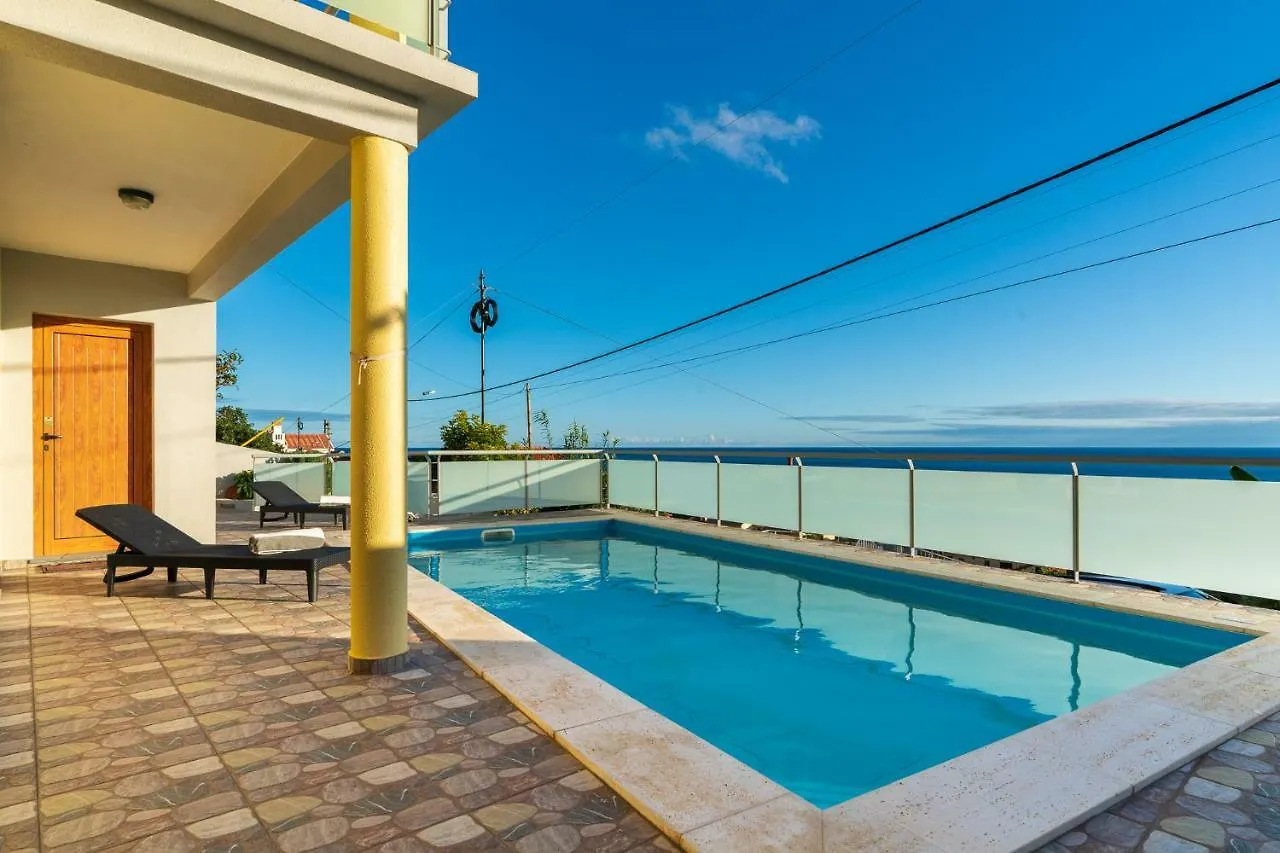 The Blue Pearl-Villa Paul Calheta  Calheta (Madeira)